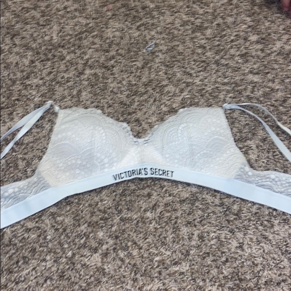 Victoria’s secret 32A bra